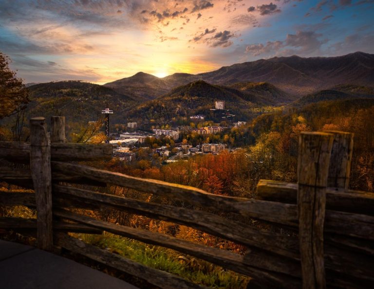 8 Reasons Why You Should Visit Gatlinburg This Fall